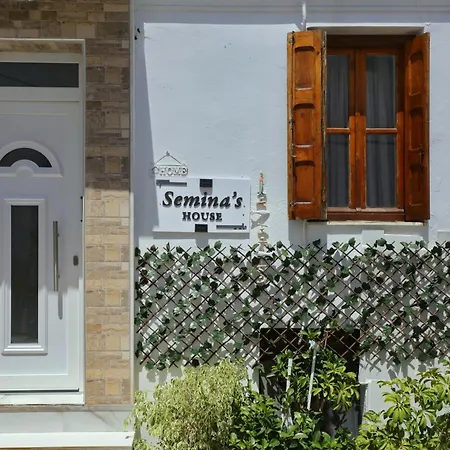 Holiday home Seminas House